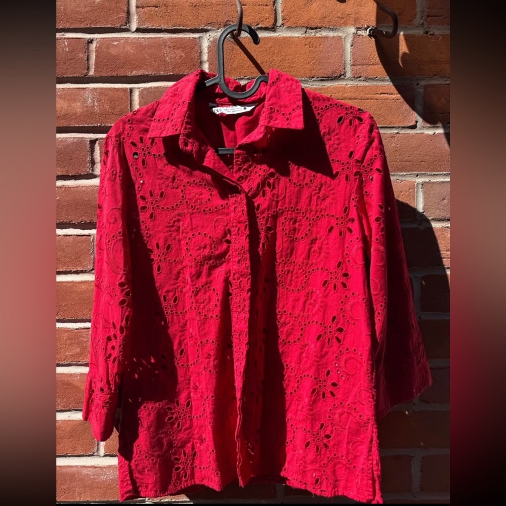 Red embroidered shirt Zara